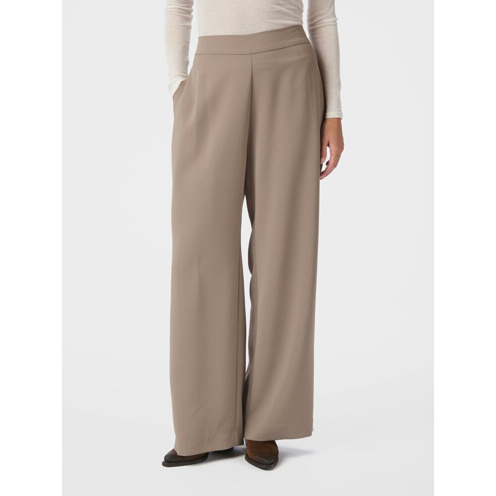 Neo Noir LUNET CREPE PANTS - TAUPE