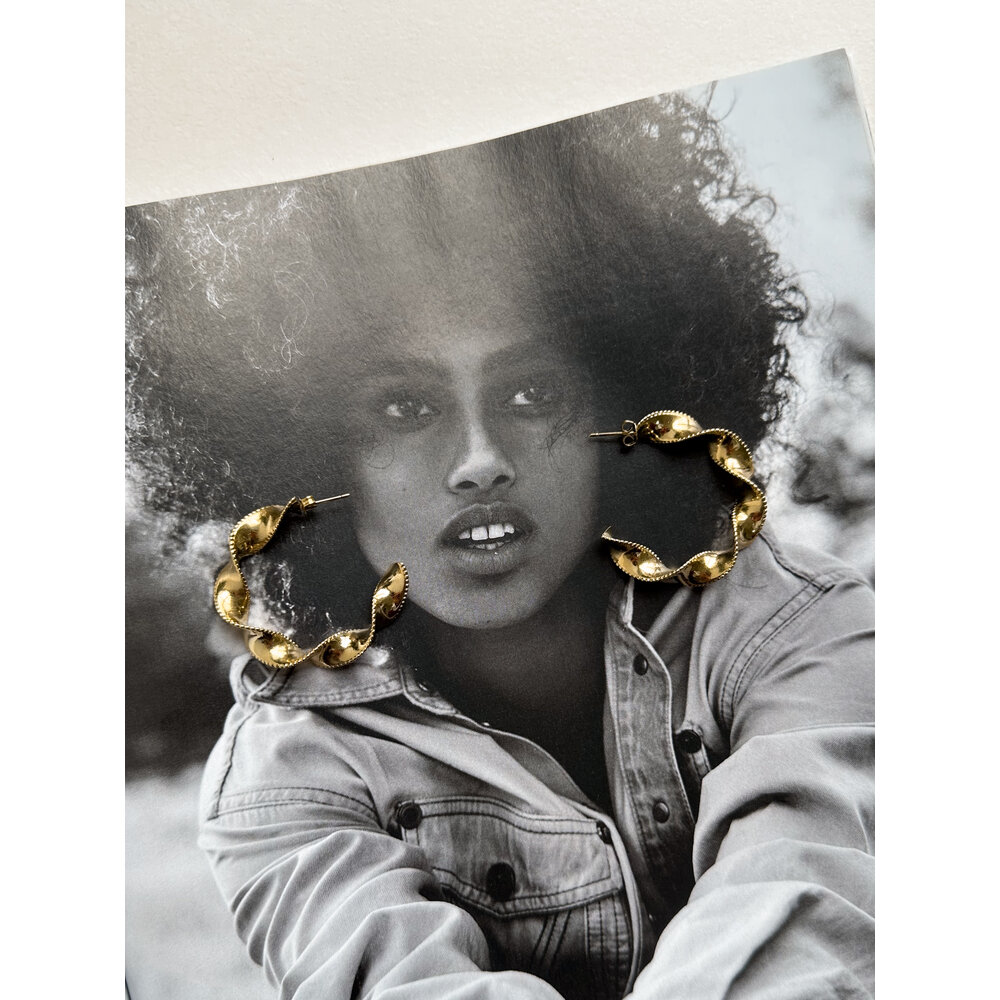 Rose & Camellia HAZEL EARRINGS - GOLD