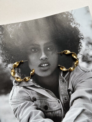 Rose & Camellia HAZEL EARRINGS - GOLD