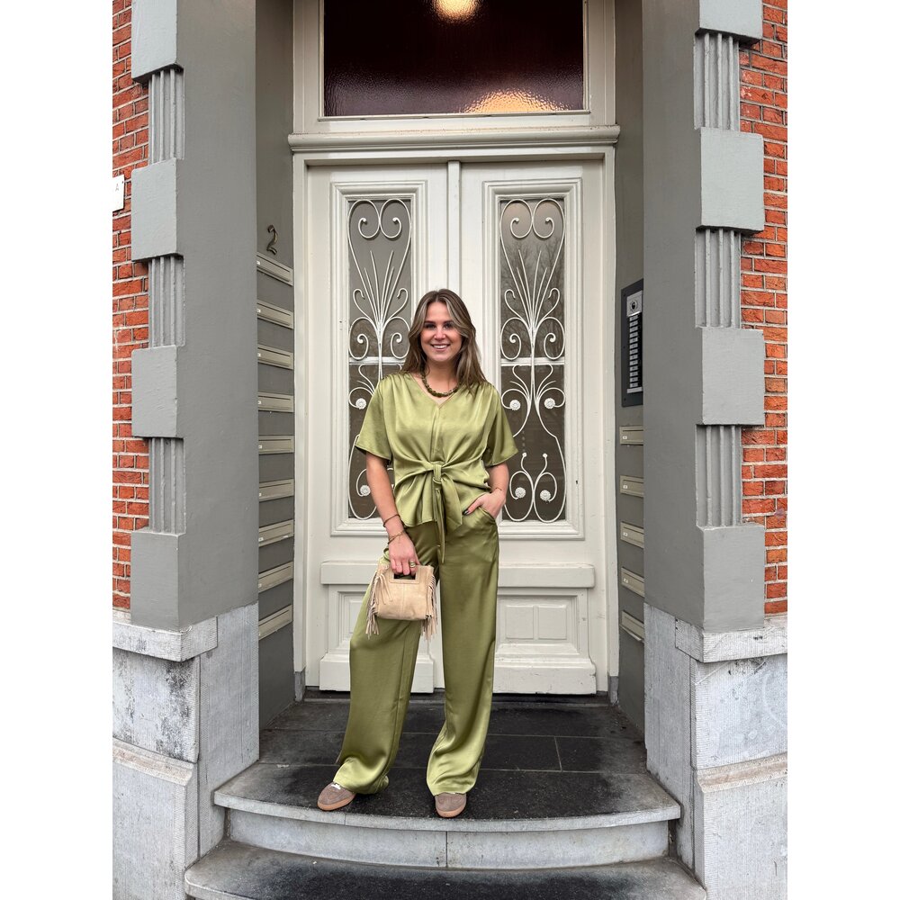 Neo Noir EMMET HEAVY SATEEN PANTS - SAGE GREEN