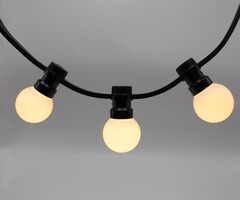 Lichtsnoer met vastgelijmde priklampen (geen E27 fitting) - 1W melkwitte kap
