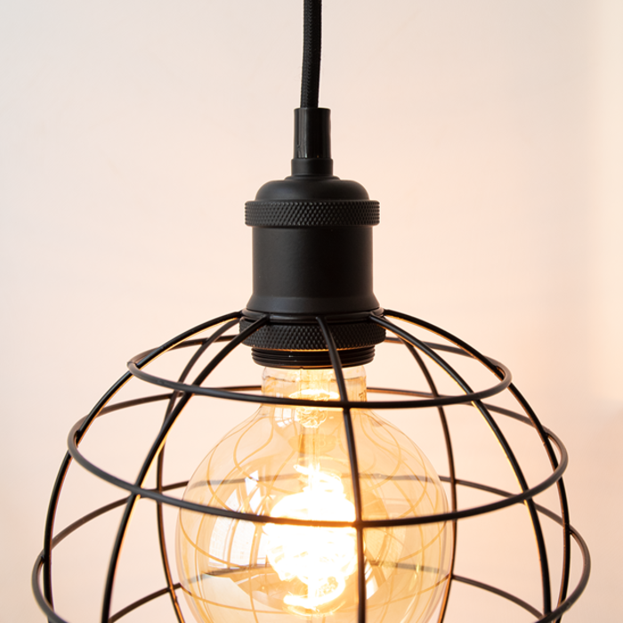 Black pendant lamp Hugo