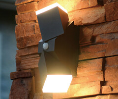 Verstelbare wandlamp Michael 2-lichts met sensor - zwart