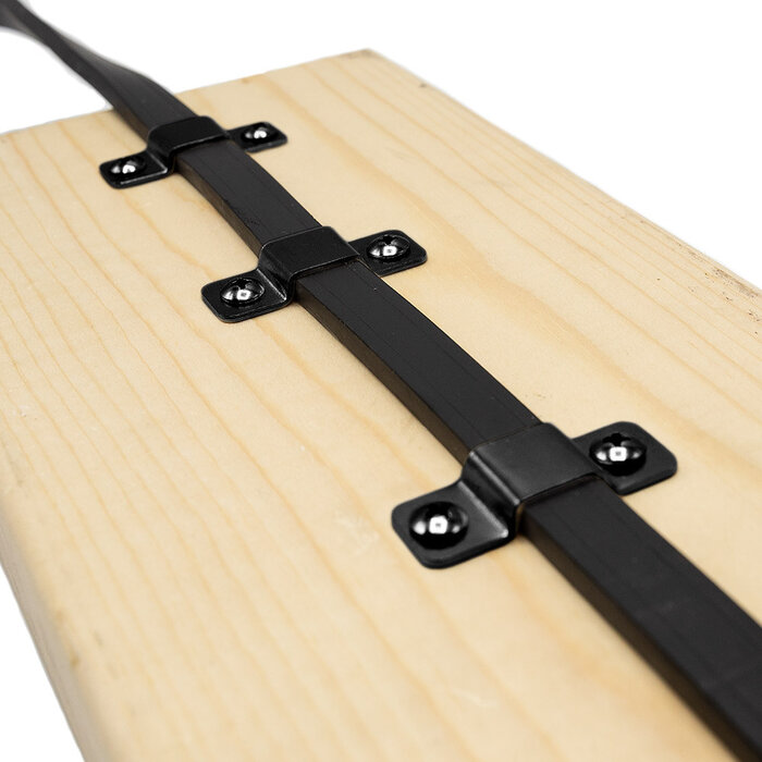 Mounting set for festoon belt