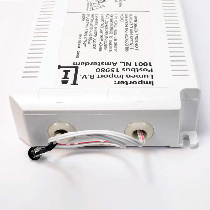 Emergency unit for LED panels or LED spots