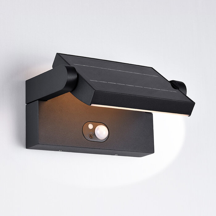Verstelbare solar wandlamp Berlin met sensor - zwart