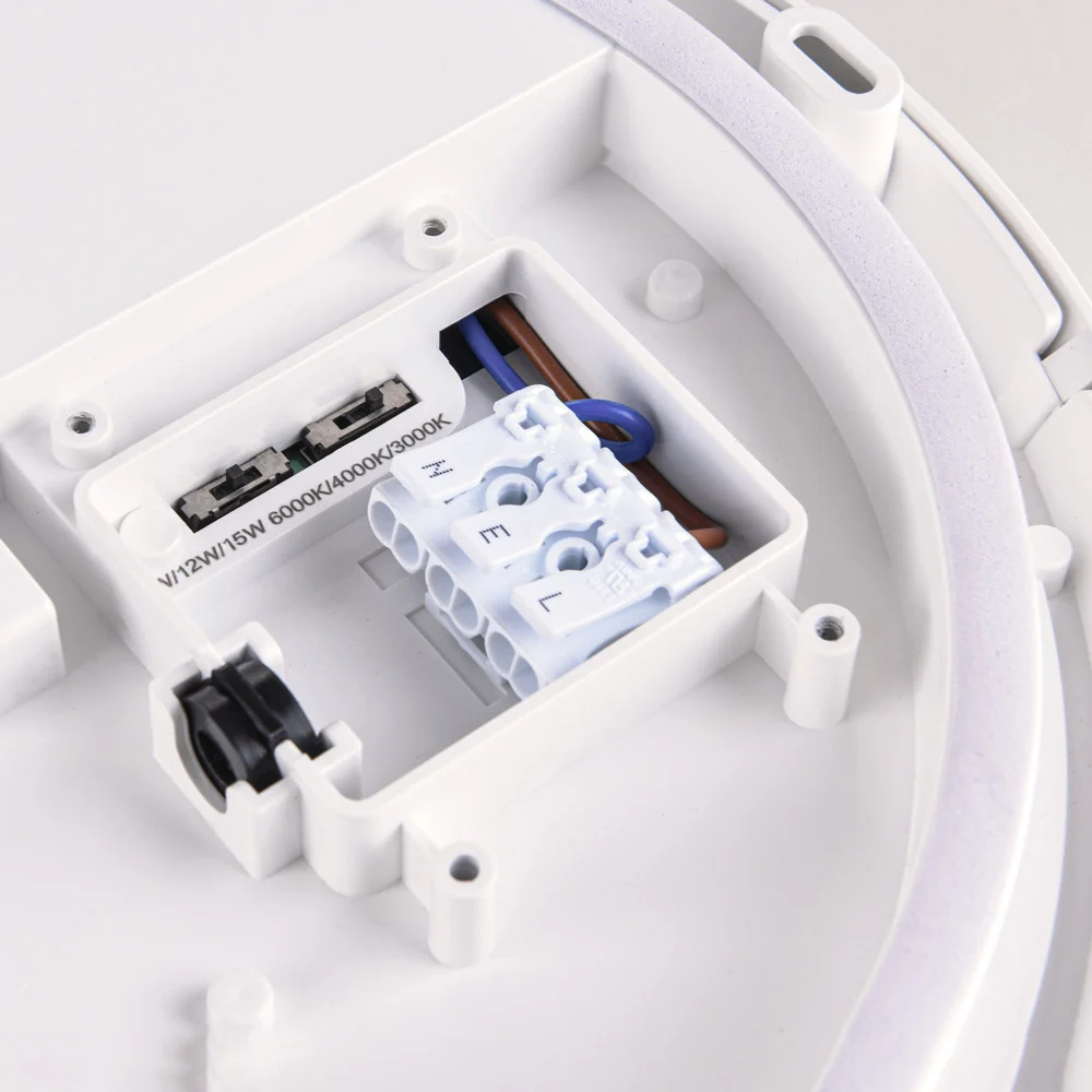 Plafonnière wit Ø25,5 cm met noodunit en CCT switch 3000/4000/6000K