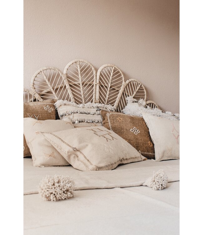 Pompom sprei ecru | 3 varianten 200x300 cm