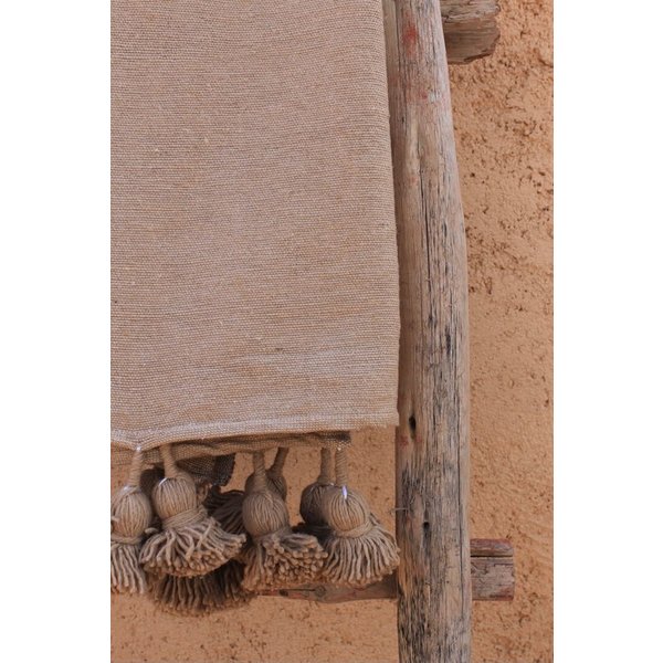 Pompom deken camel 200x150 cm