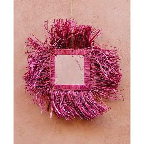 BACK SOON! Raffia fringe spiegel vierkant | roze BACK SOON! Raffia fringe spiegel vierkant | roze
