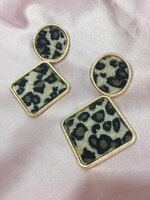 YOU ARE SPECIAL "Panter" Gold Earrings