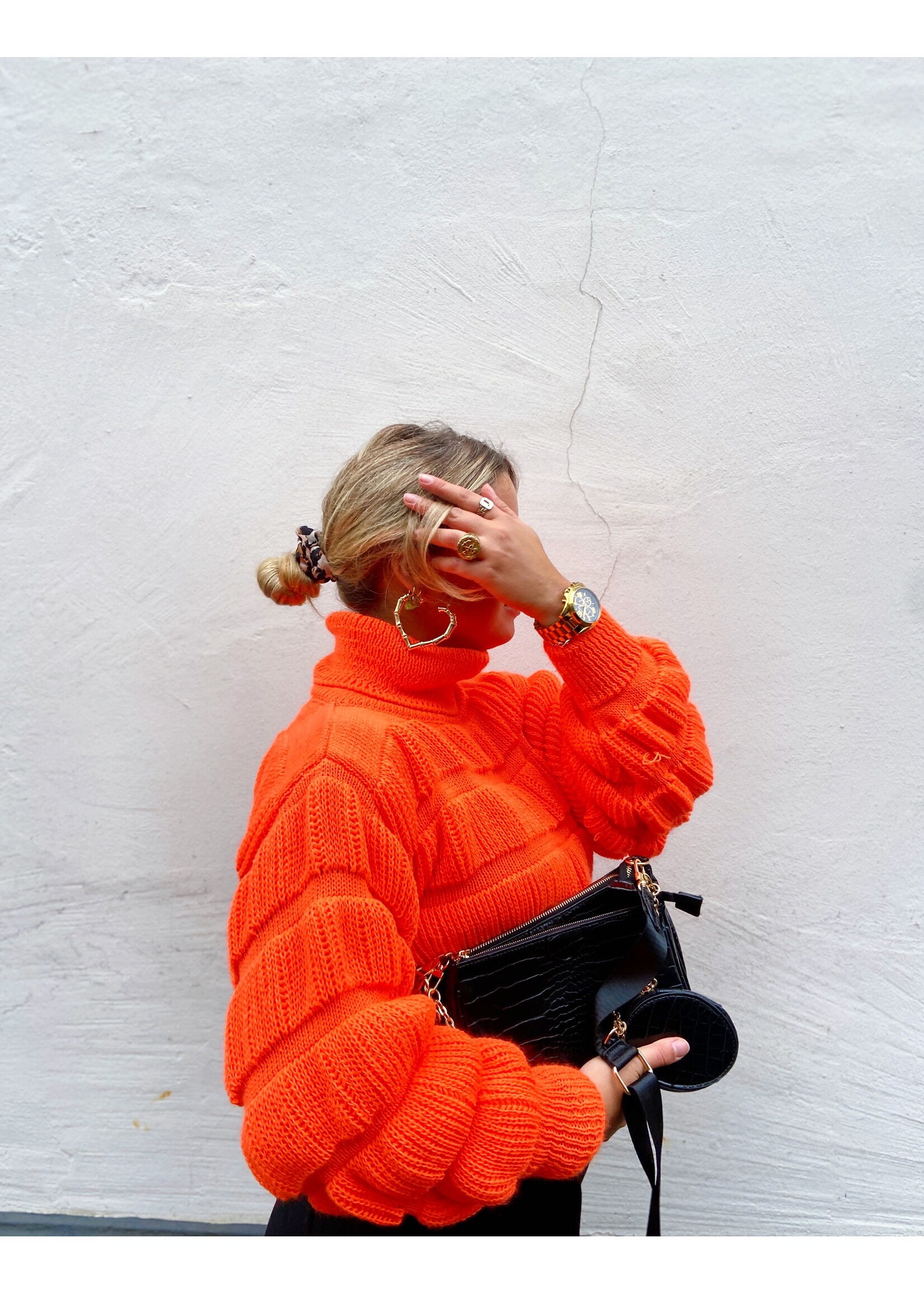 YOU ARE SPECIAL "Mila" Neon Orange Cropped Sweater