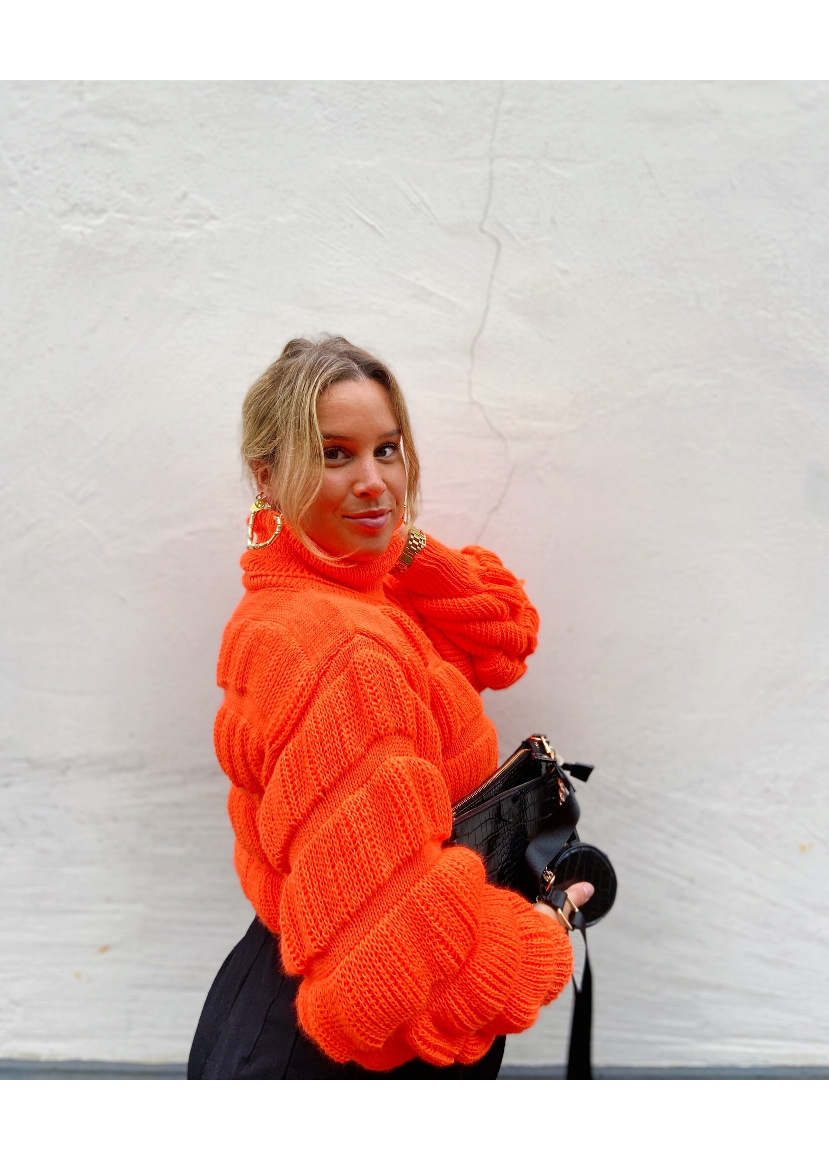 YOU ARE SPECIAL "Mila" Neon Orange Cropped Sweater