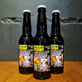 Uiltje Uiltje: F*ck de Kerstboom staat in de fik Uiltje Uiltje: F*ck de Kerstboom staat in de fik