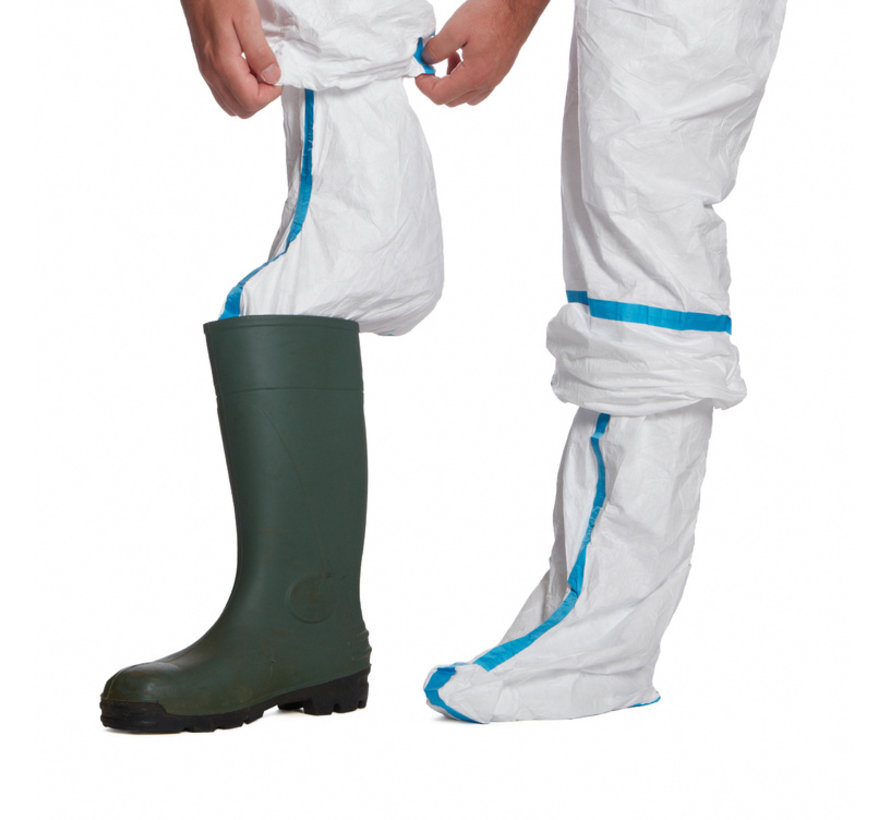 DuPont Tyvek 600 plus weiß mit integrierten Socken – CHA5
