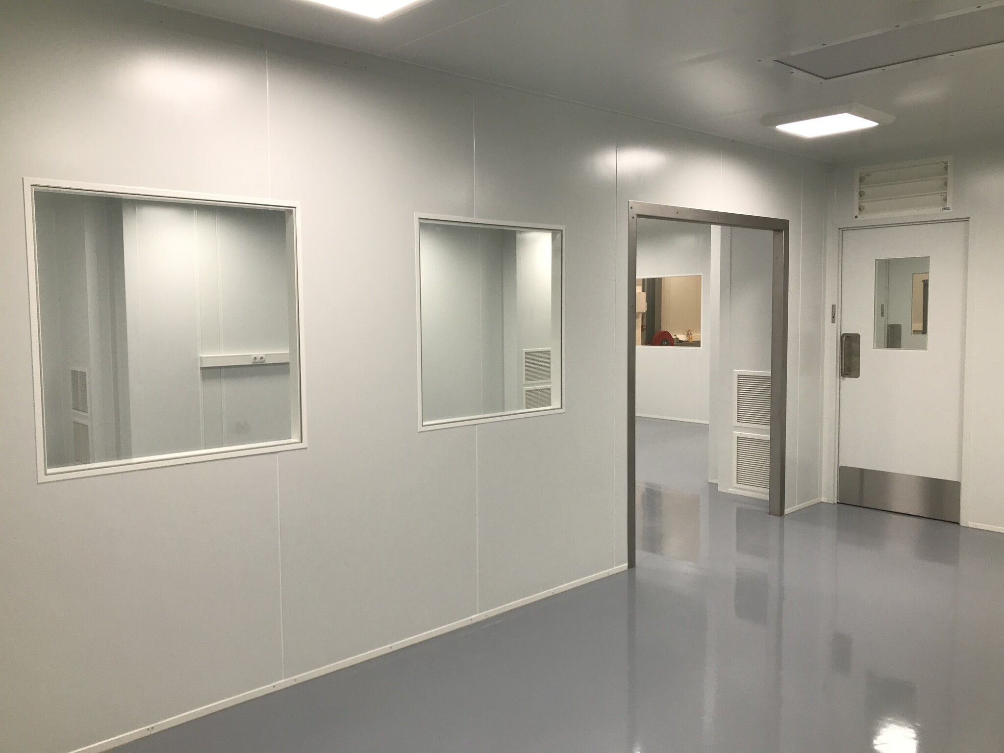 110m²  PanelBloc-cleanroom voor Vacutech — 1