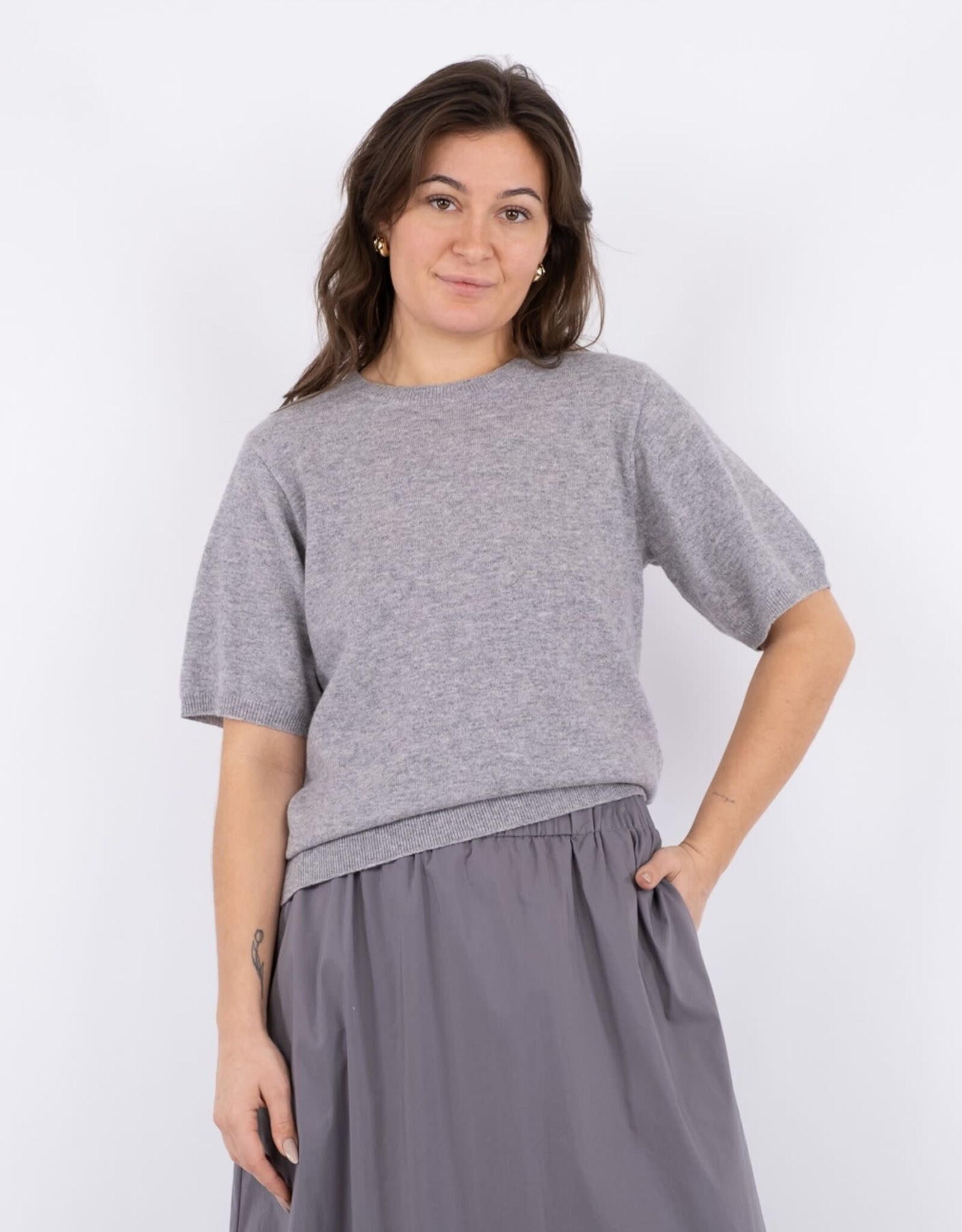 Pull Korte Mouw 'Missy' - Light Grey - Neo Noir