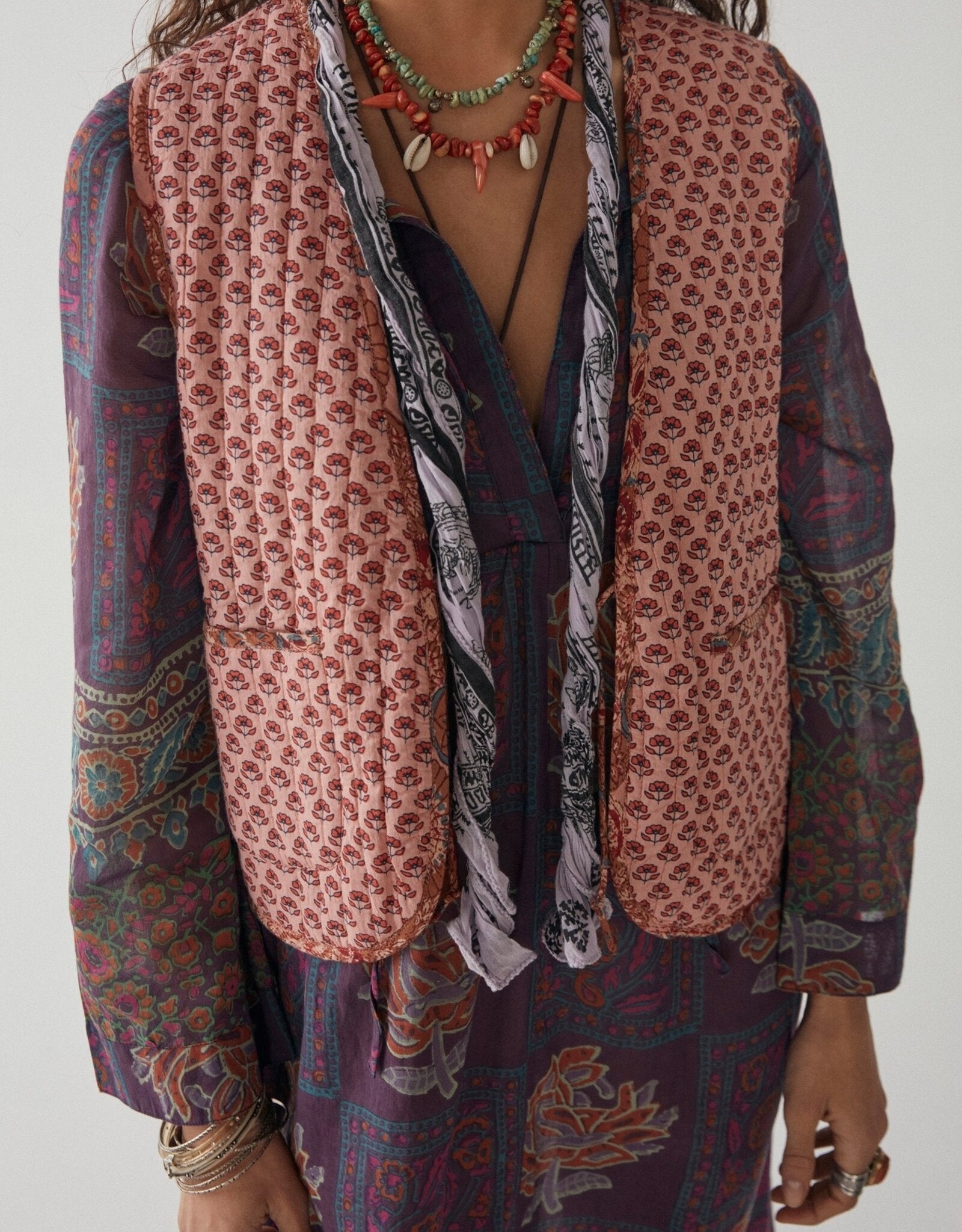 Maison Hotel Waistcoat 'Telma' - Pink Flamingo - Maison Hotel