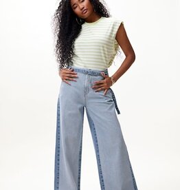 Catwalk Junkie Jeans 'Cropped Straight' - Light Blue - Catwalk Junkie