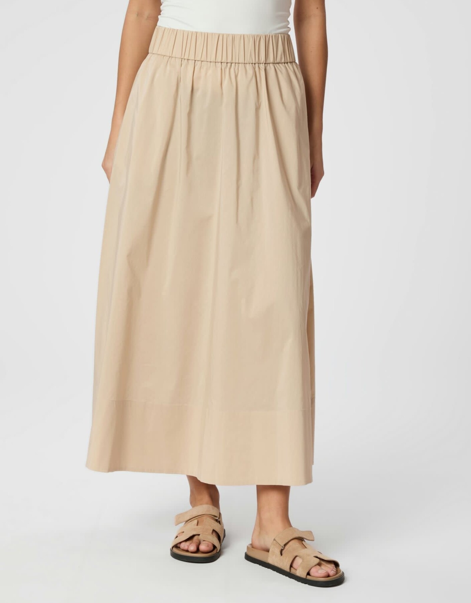 Rok Long 'Yara' - Dark Sand - Neo Noir