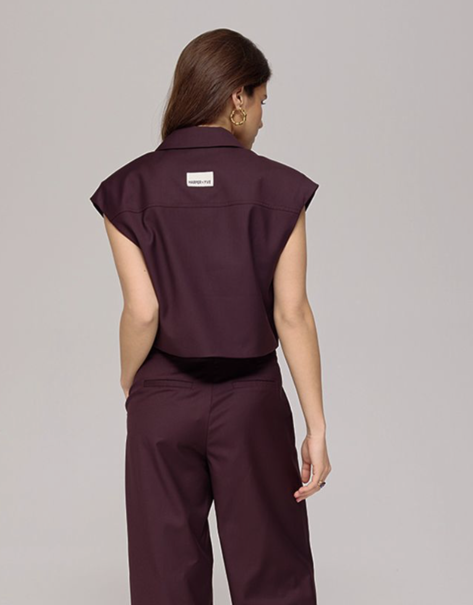 Harper&Yve Blazer Zonder Mouw 'Esmee' - Dark Fudge - Harper&Yve