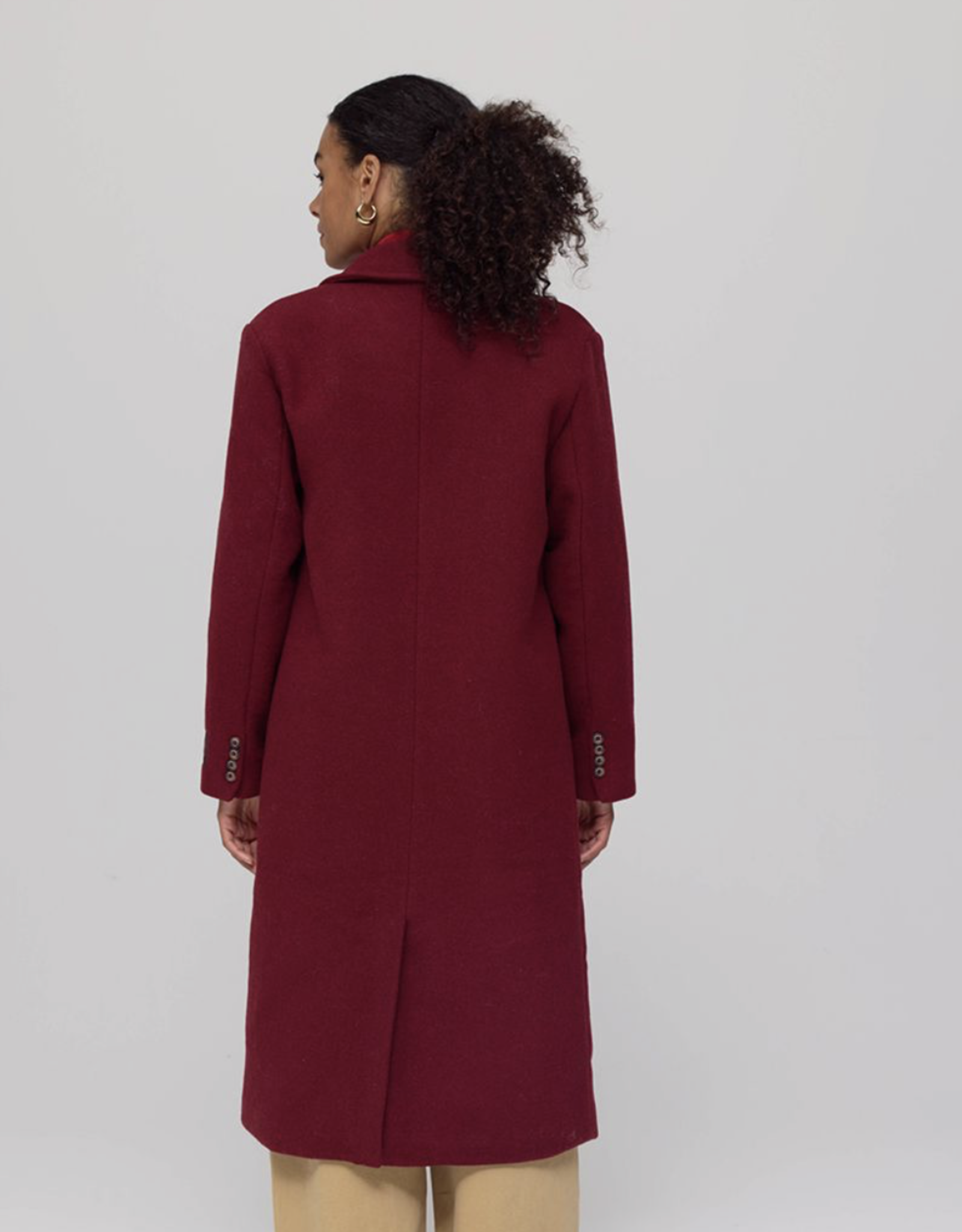 Harper&Yve Mantel 'Hazel' - Wine Berry - Harper&Yve
