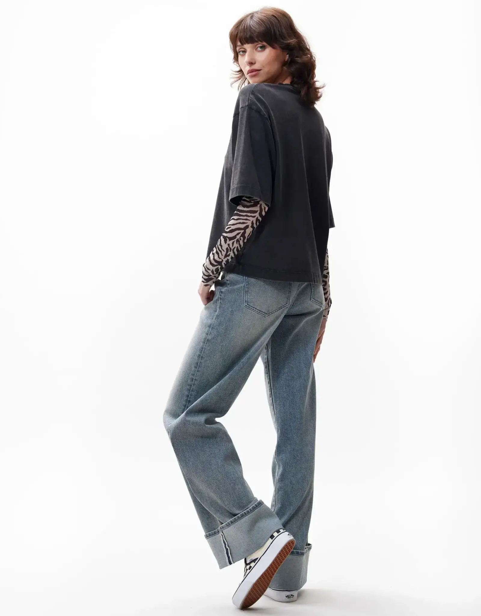 Catwalk Junkie T-Shirt Zebra Sleeves 'Loose Fit' - Faded Dark Grey - Catwalk Junkie