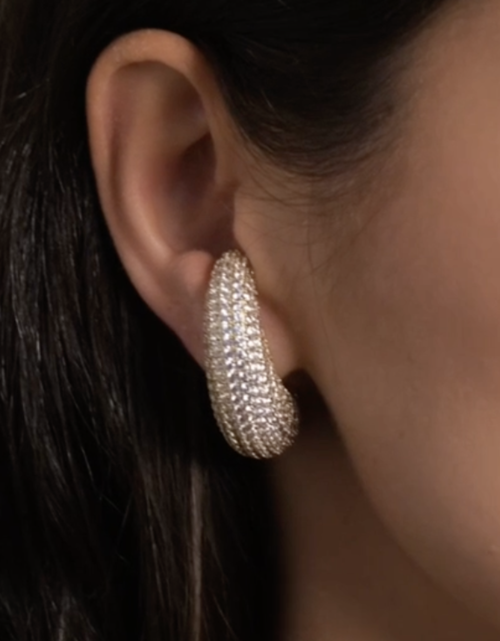 Billion Avenue Bulb Diamond Earstud - Gold - Billion Avenue