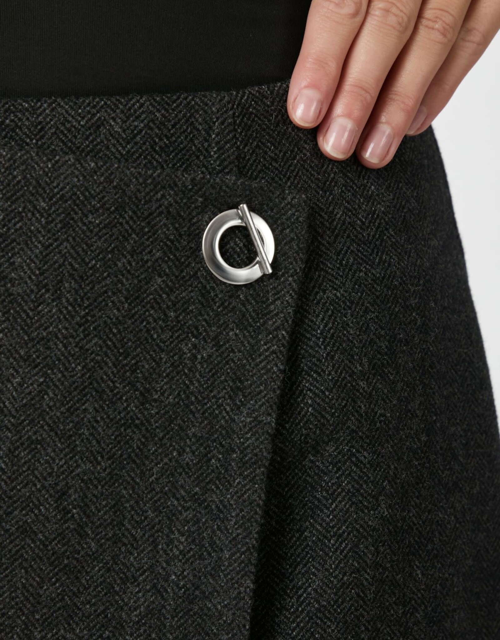 Rok 'Marisi' - Dark Grey - Neo Noir