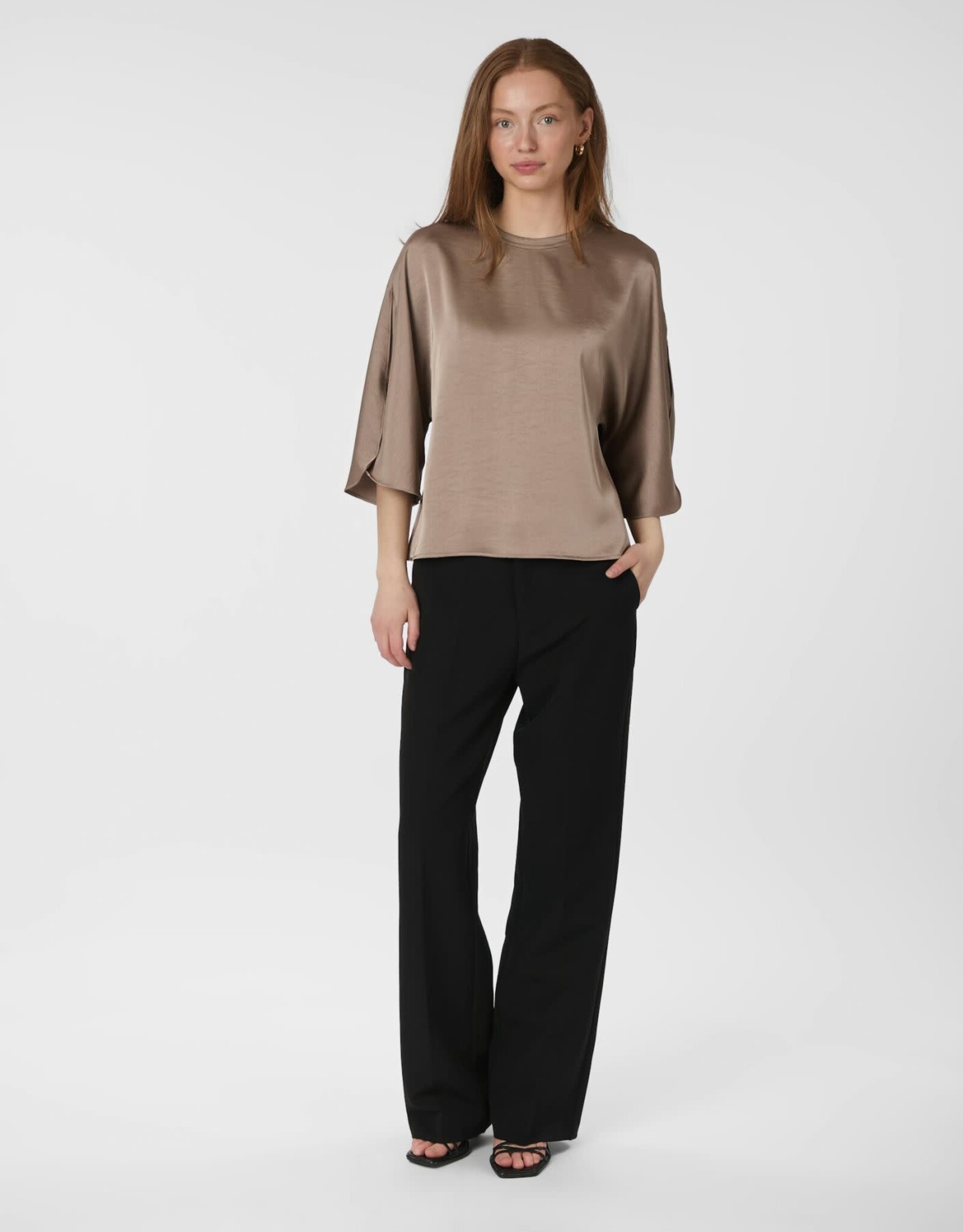 Blouse Heavy Sateen 'Liora' - Dark Taupe - Neo Noir