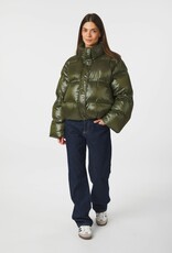 Puffer 'Rhea' - Olive - Neo Noir