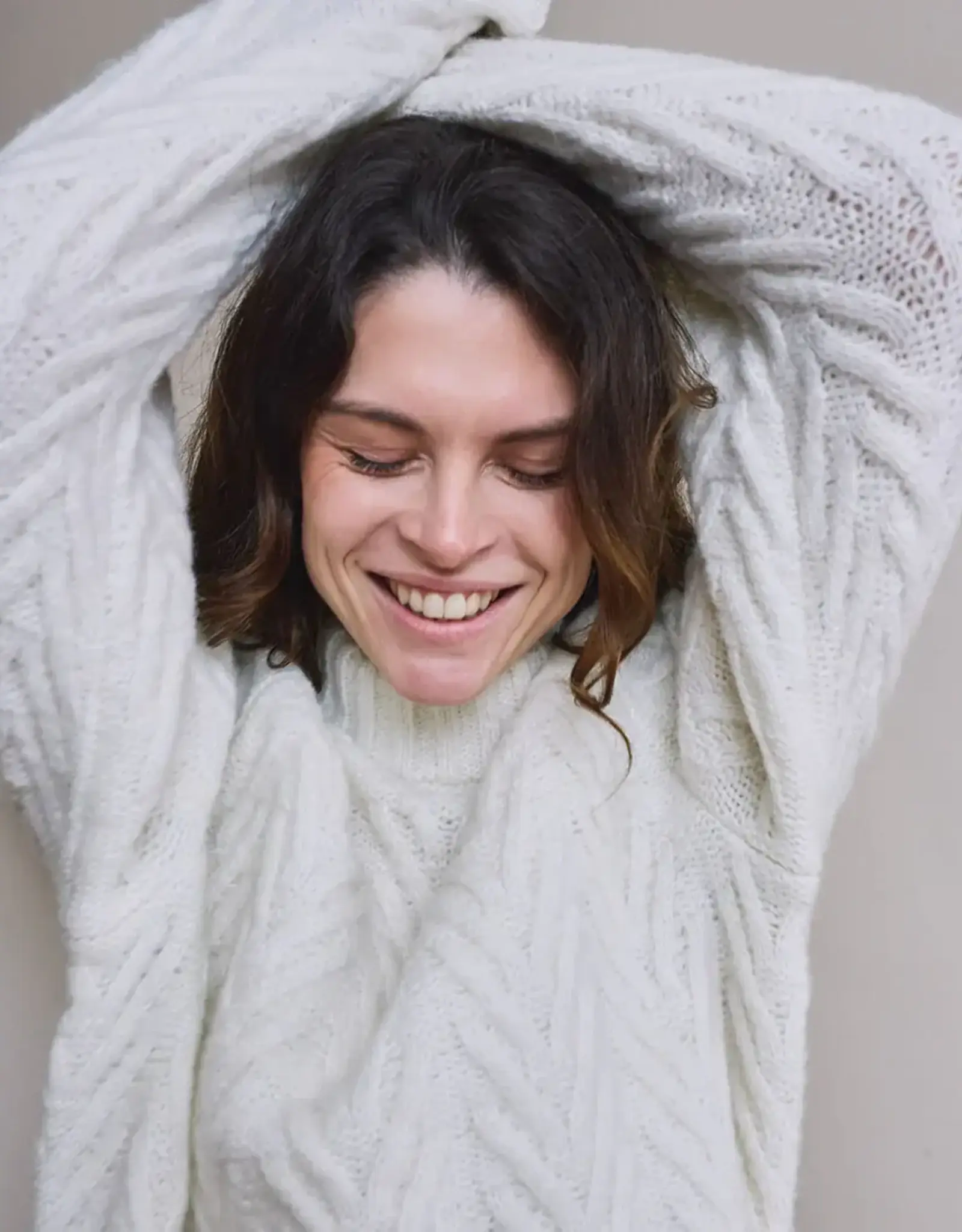 Another Label Pull 'Becka' - Egg White Melee - Another-Label