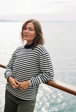 Pull Stripe 'Rivi' - White/Navy - Neo Noir