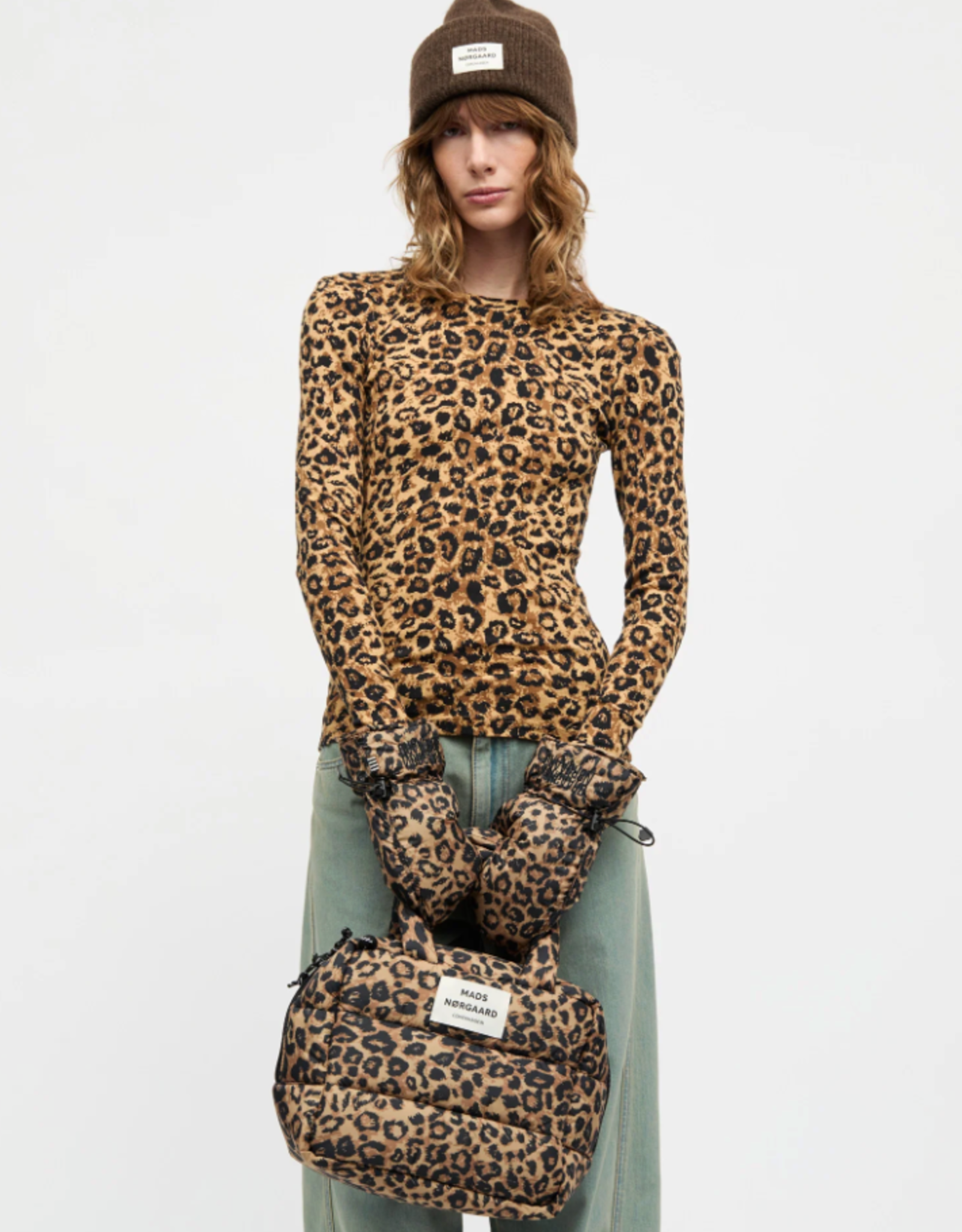 Mads Norgaard Wanten 'Light Ripstop Pillow' - Leo/Black - Mads Norgaard