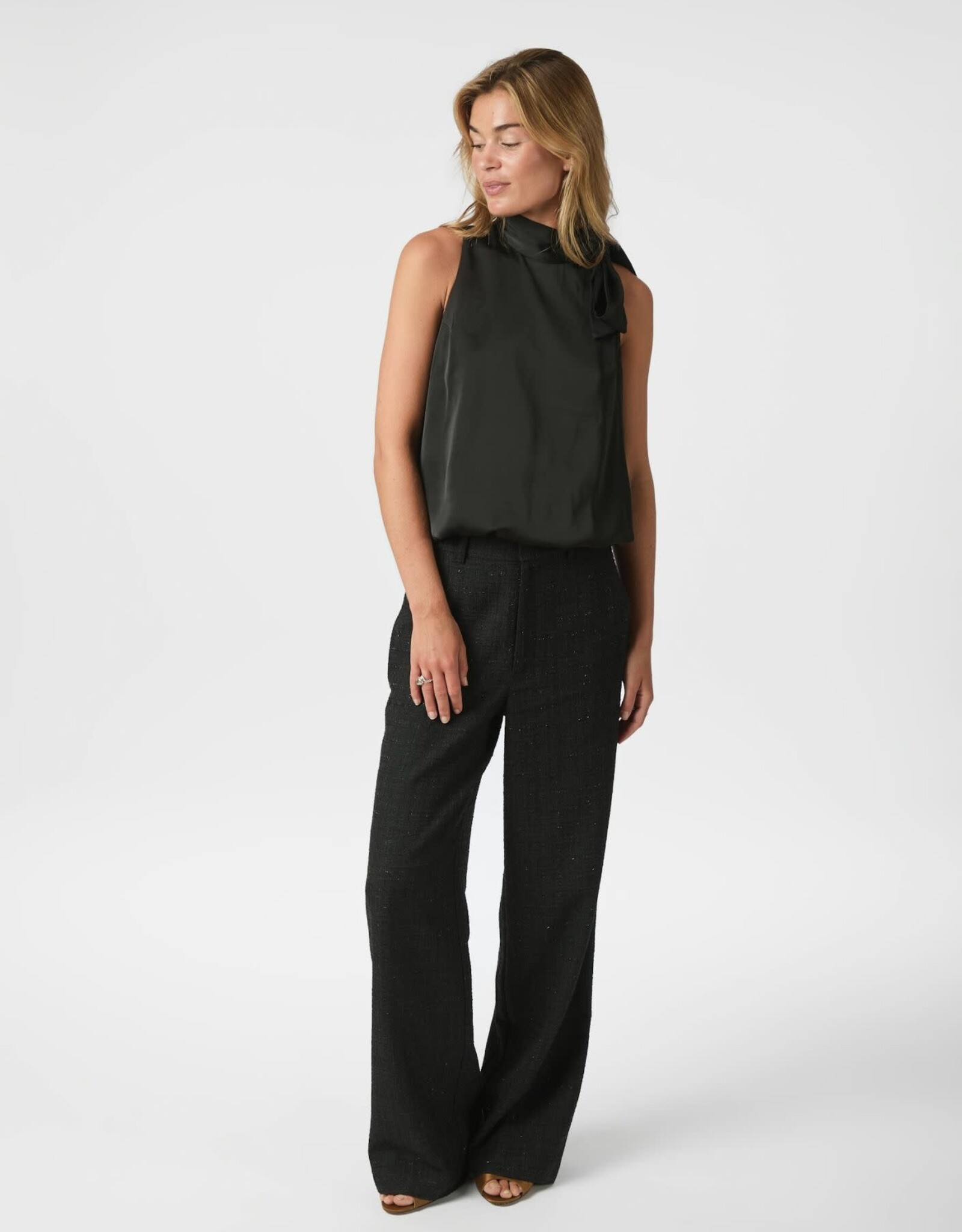 Blouse Drapy Satin 'Veda' - Black - Neo Noir