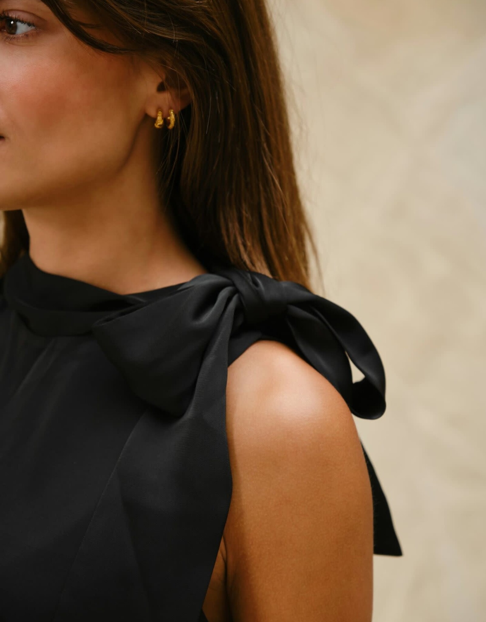 Blouse Drapy Satin 'Veda' - Black - Neo Noir
