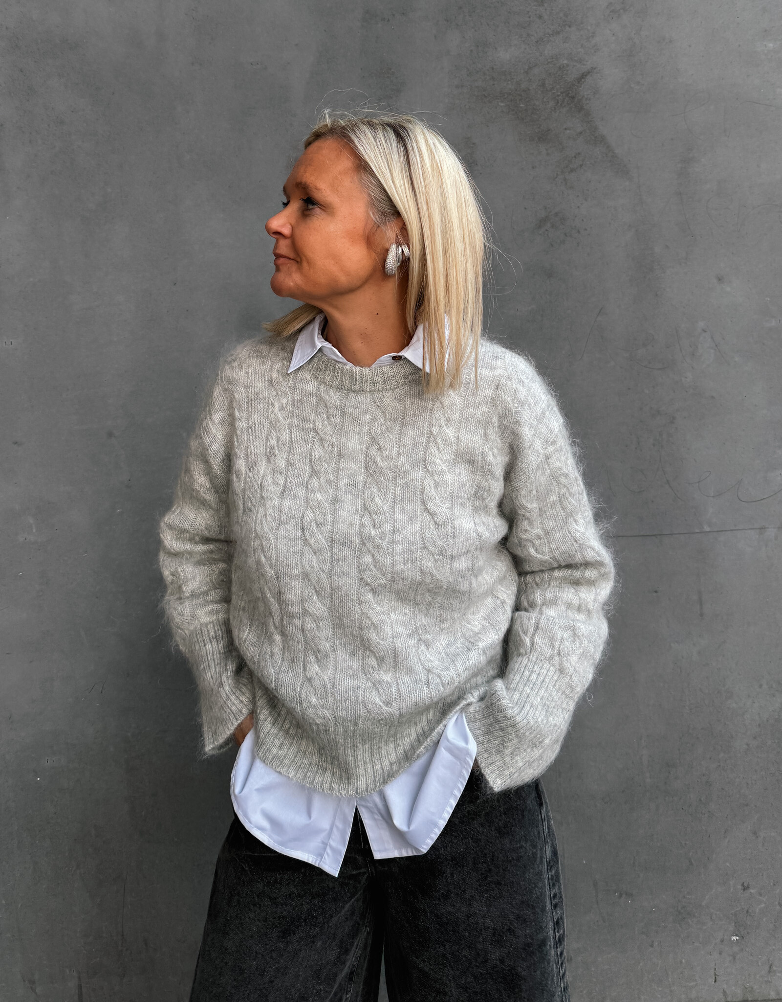 The Golden House Mika Pull 'Lauren' - Grey Melange