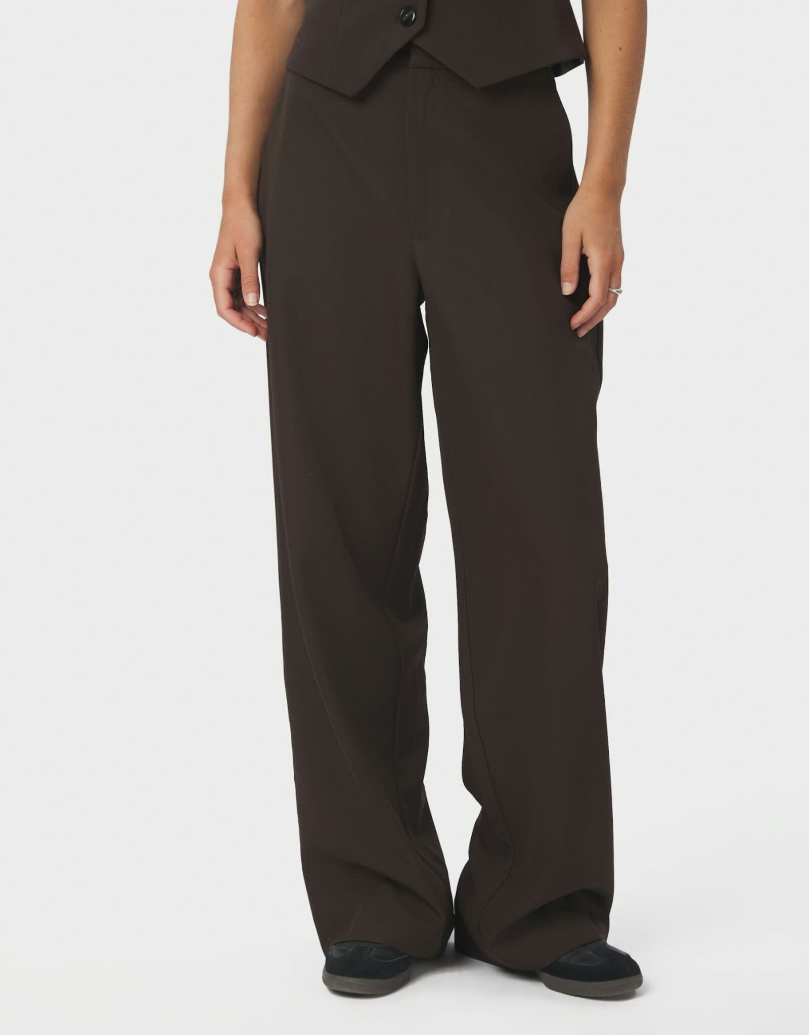 Broek Structure 'Emmet' - Dark Brown - Neo Noir