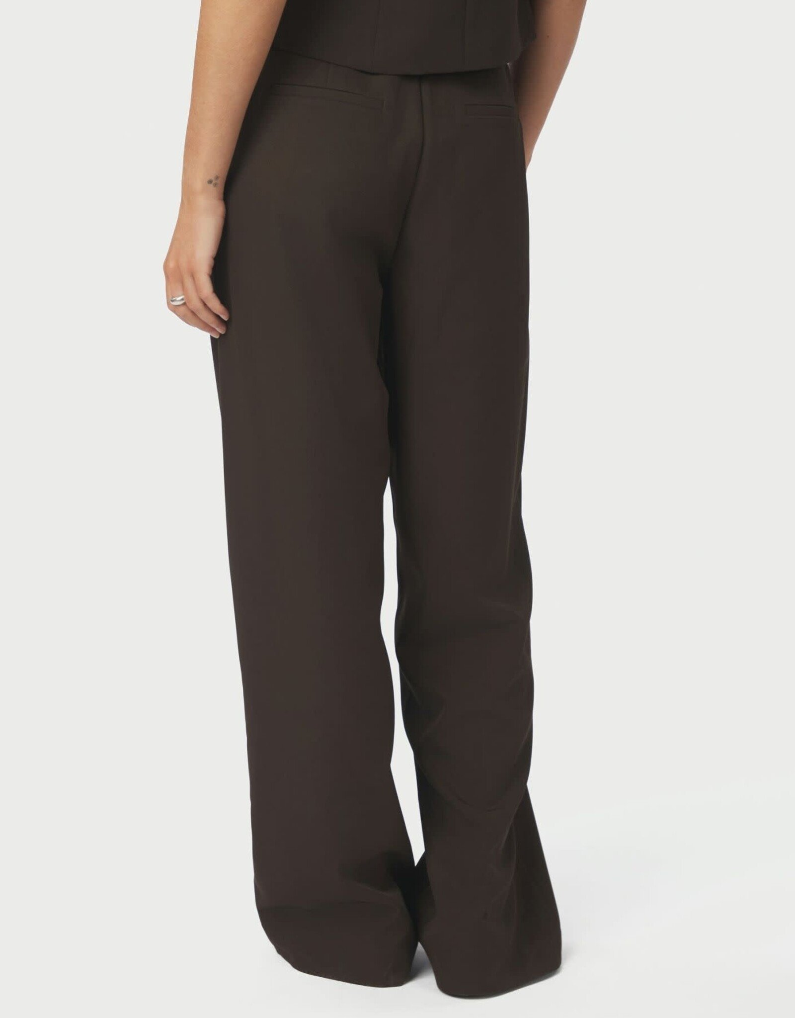Broek Structure 'Emmet' - Dark Brown - Neo Noir