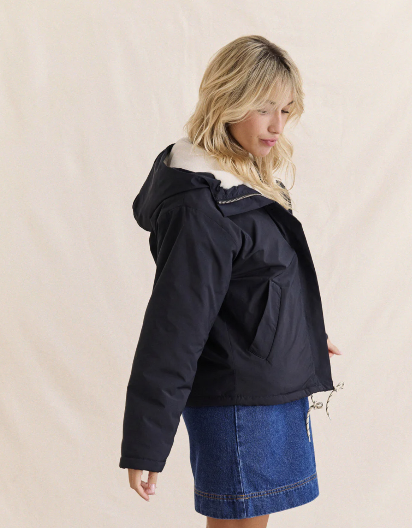 Laure+Max Jas 'Guzmania' - Bleu Nuit - Laure+Max