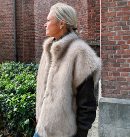 Waistcoat Faux Fur 'Kevini' - Beige - Neo Noir Waistcoat Faux Fur 'Kevini' - Beige - Neo Noir