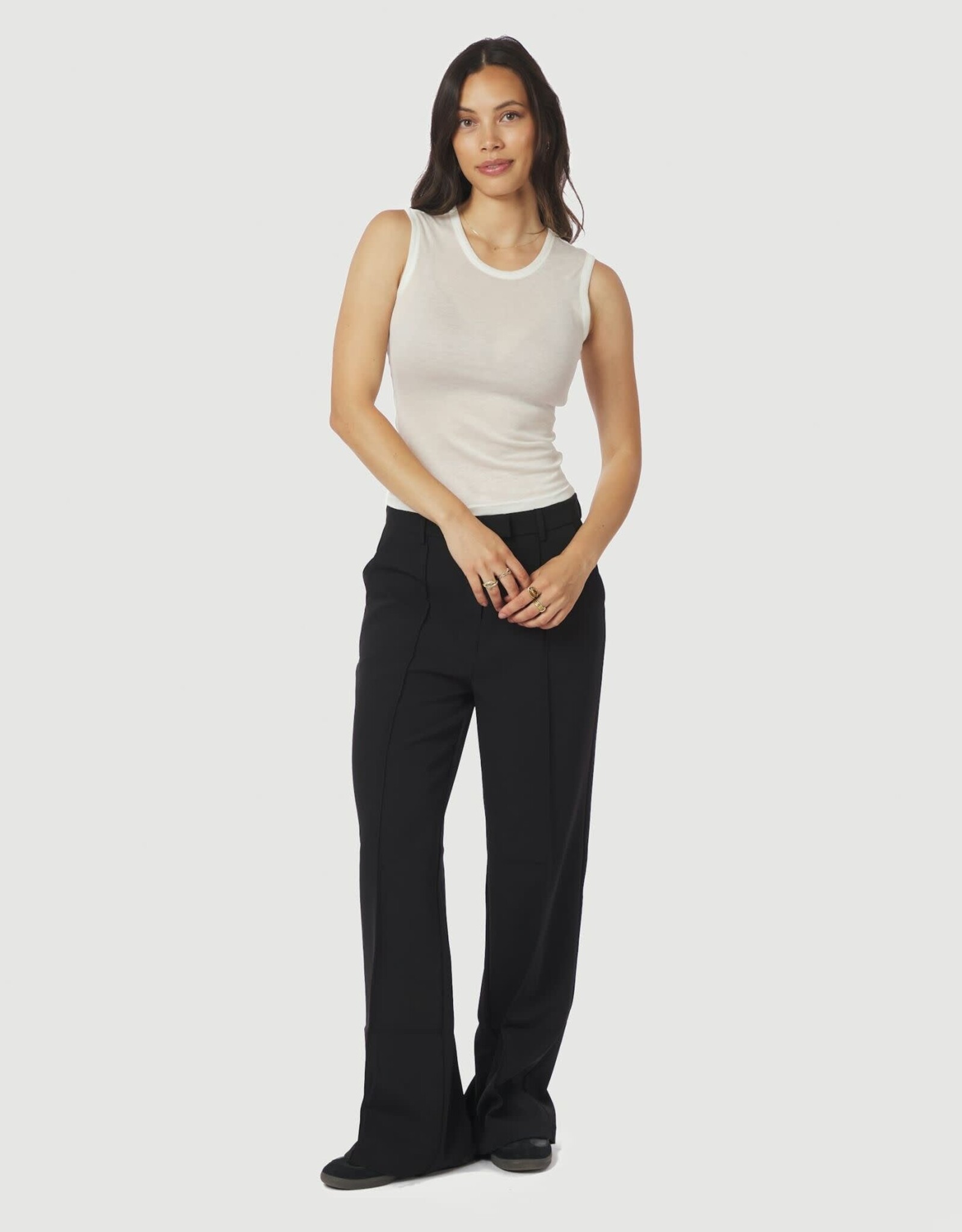 Top Fine Rib 'Nimbi' - White - Neo Noir