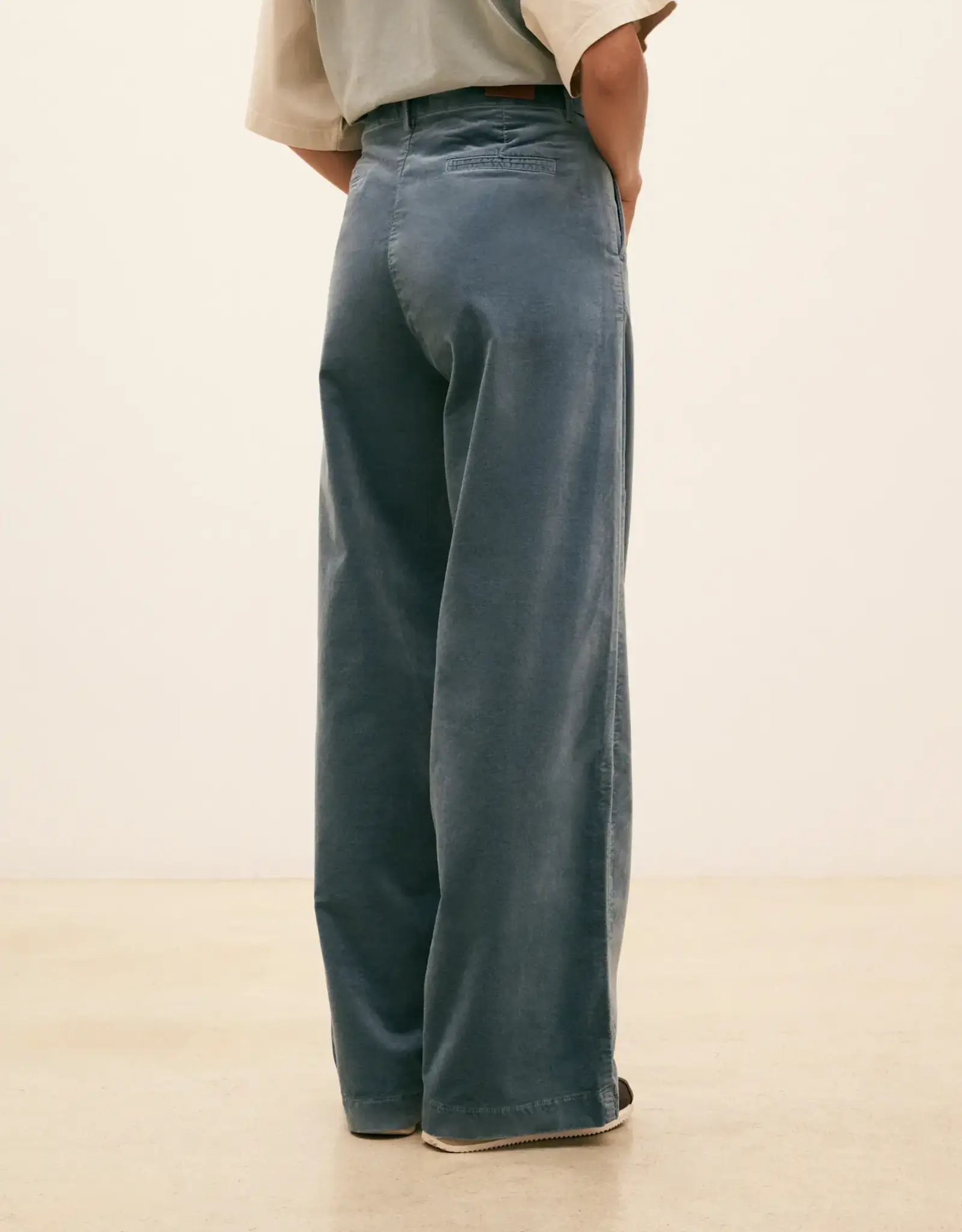 Hod Paris Broek Velours Droite 'Pacifie' - Sky - Hod Paris