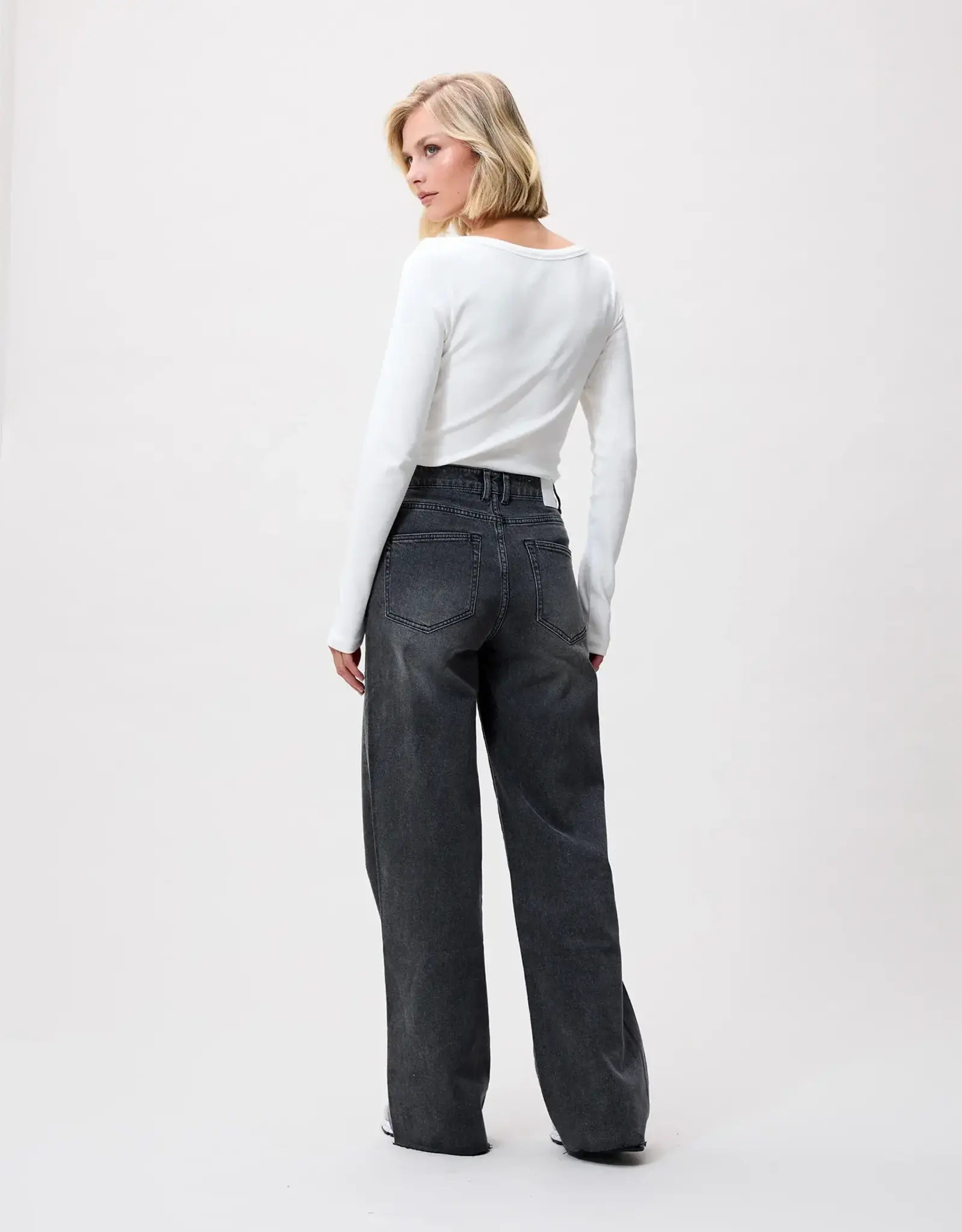 Catwalk Junkie Jeans 'JN Loose' - Dark Grey - Catwalk Junkie