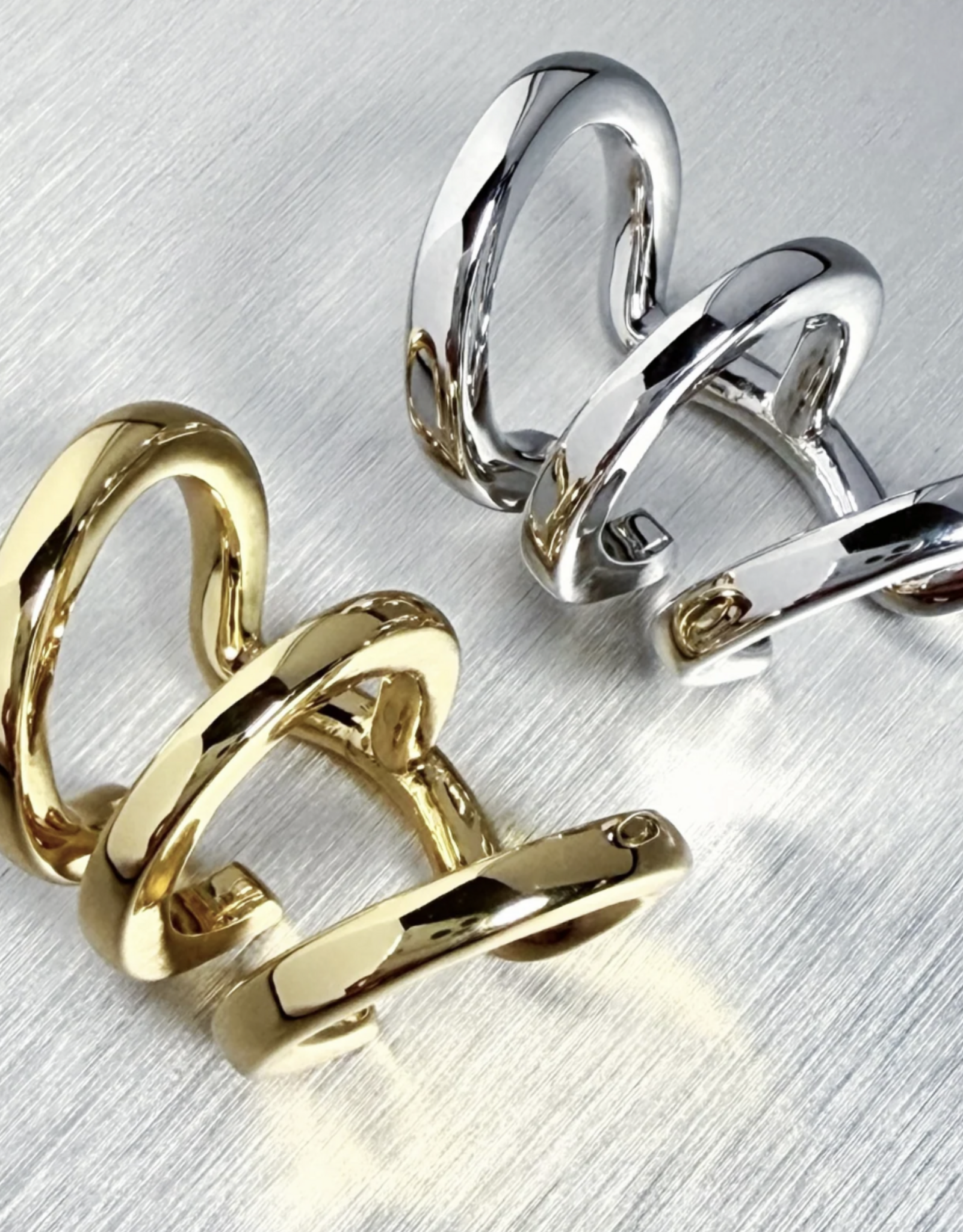 Billion Avenue Trio Iva Ear Cuff - Gold - Billion Avenue