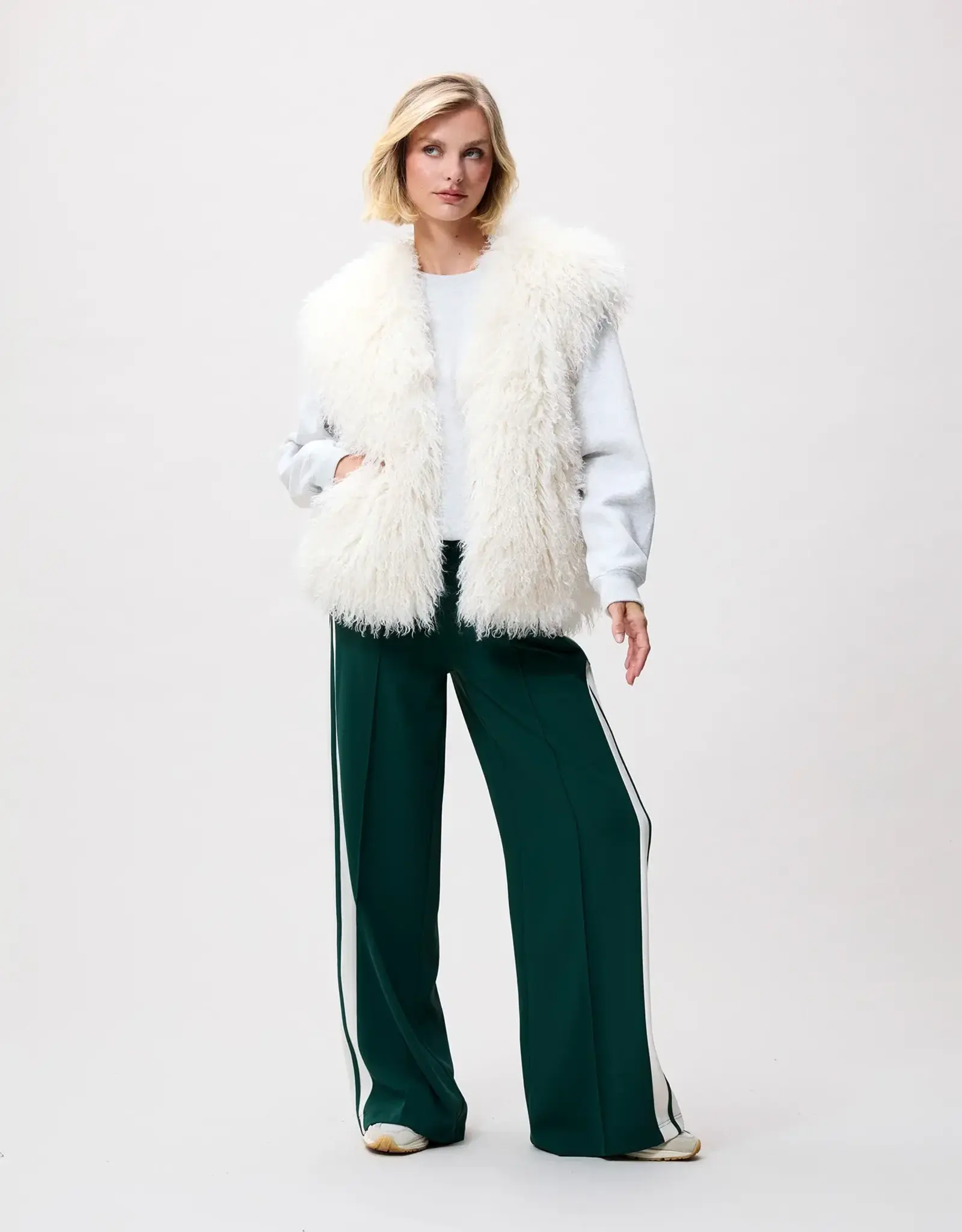 Catwalk Junkie Bodywarmer 'Fur' - Vanilla Cream - Catwalk Junkie