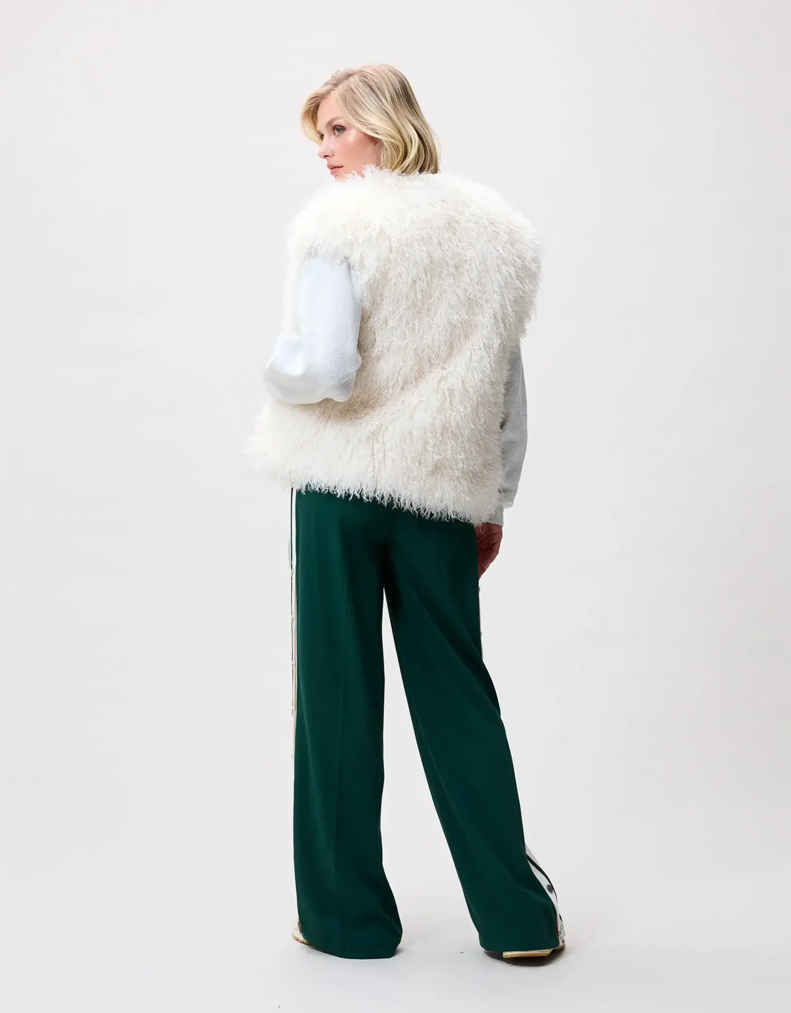 Catwalk Junkie Bodywarmer 'Fur' - Vanilla Cream - Catwalk Junkie