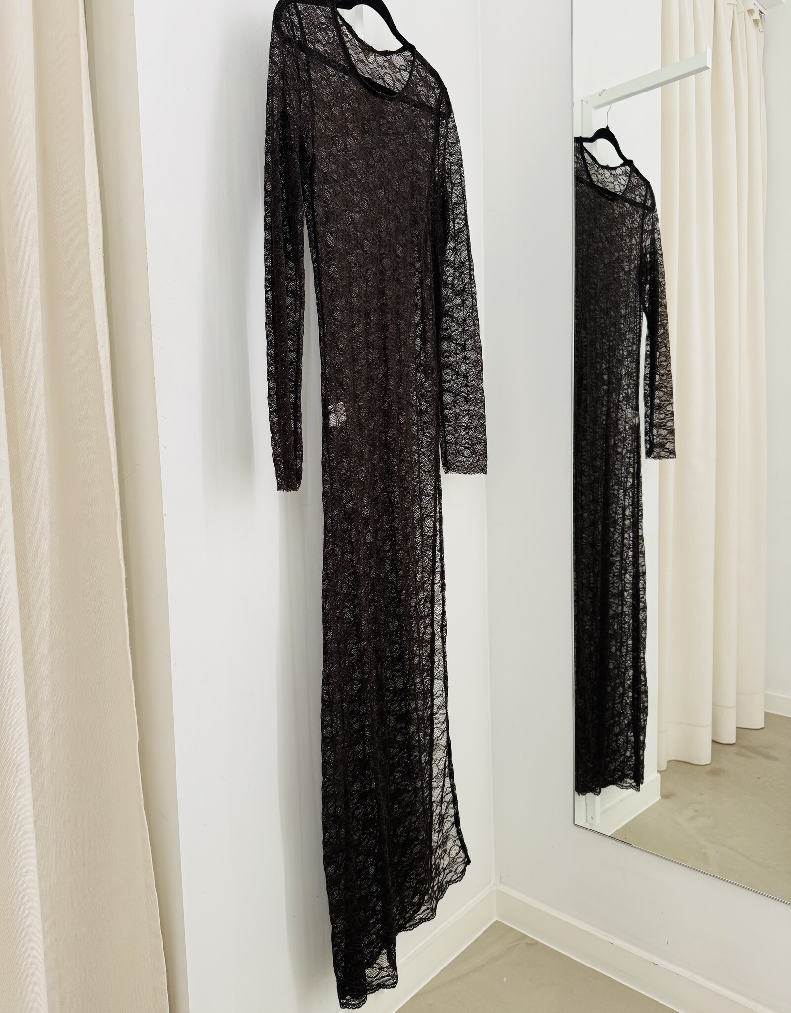 The Golden House Sarl Lange Jurk Kant  'Grace' - Choco TU