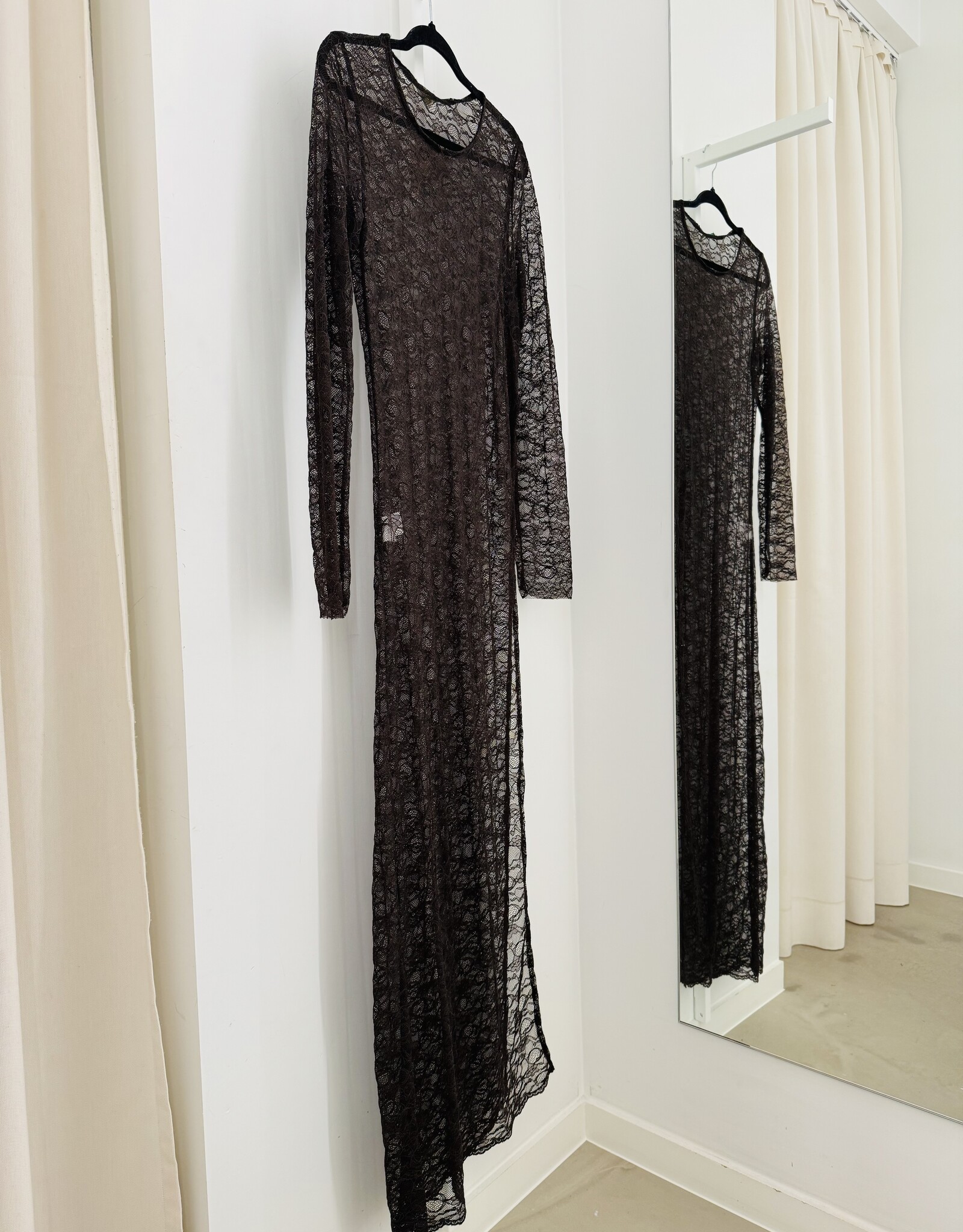 The Golden House Sarl Lange Jurk Kant  'Grace' - Choco TU