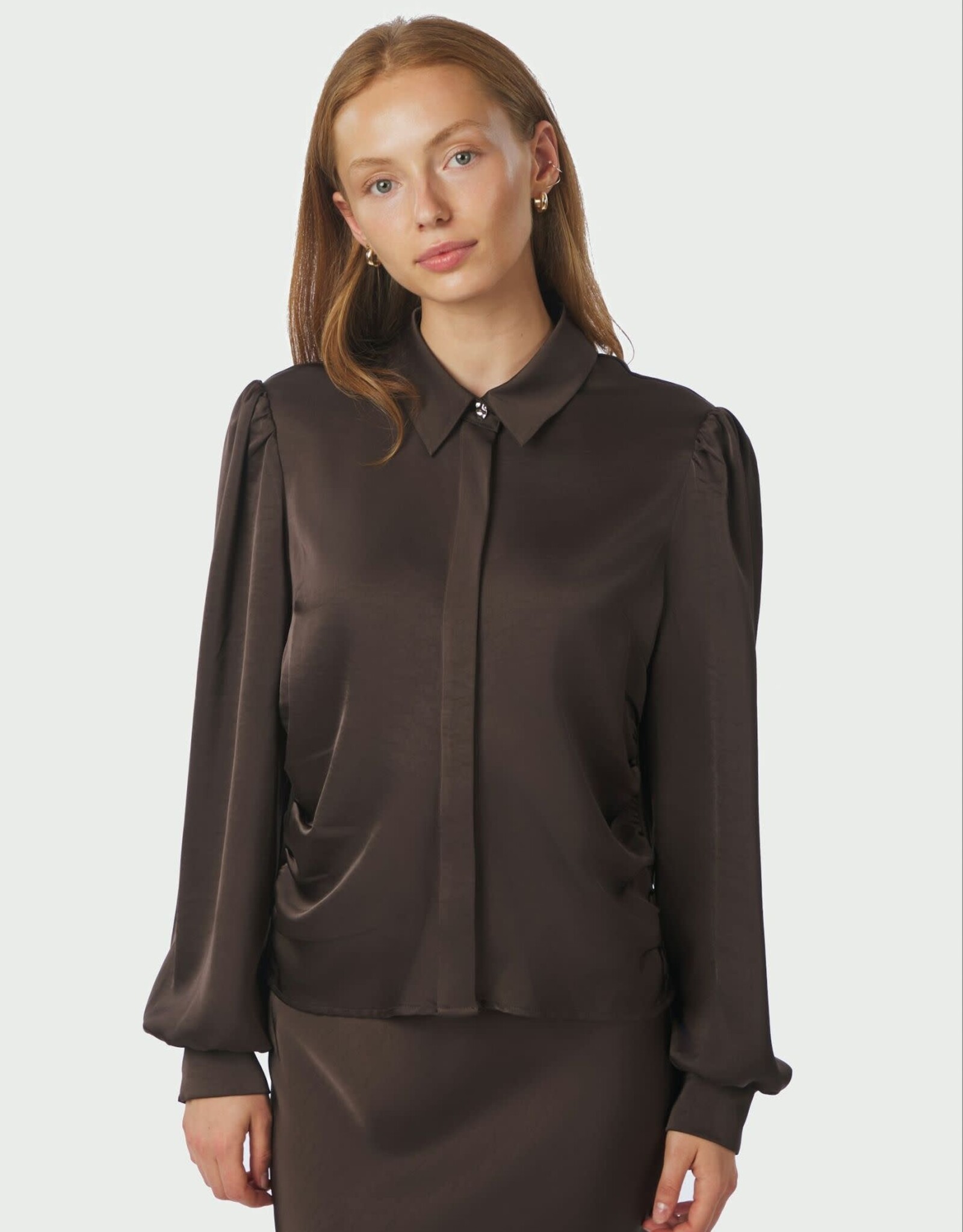 Blouse Heavy Sateen 'Fransala' - Dark Brown - Neo Noir